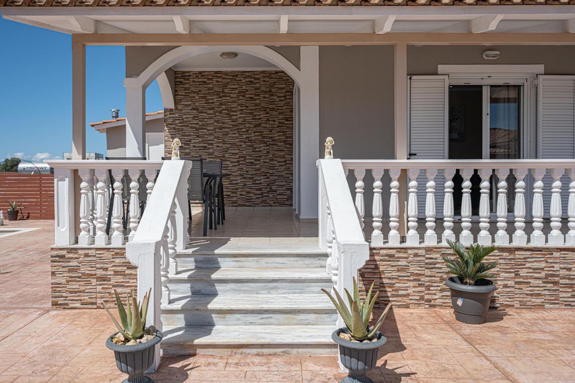 Villa Atlas *