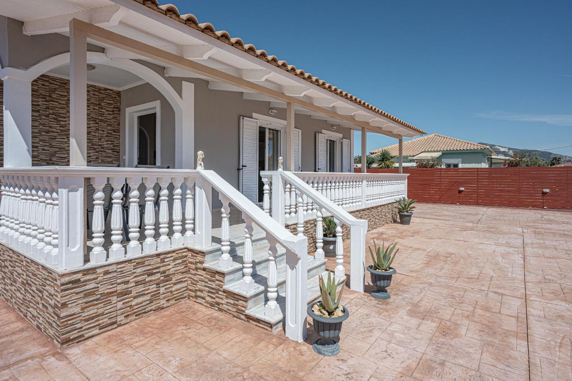 Villa Atlas *