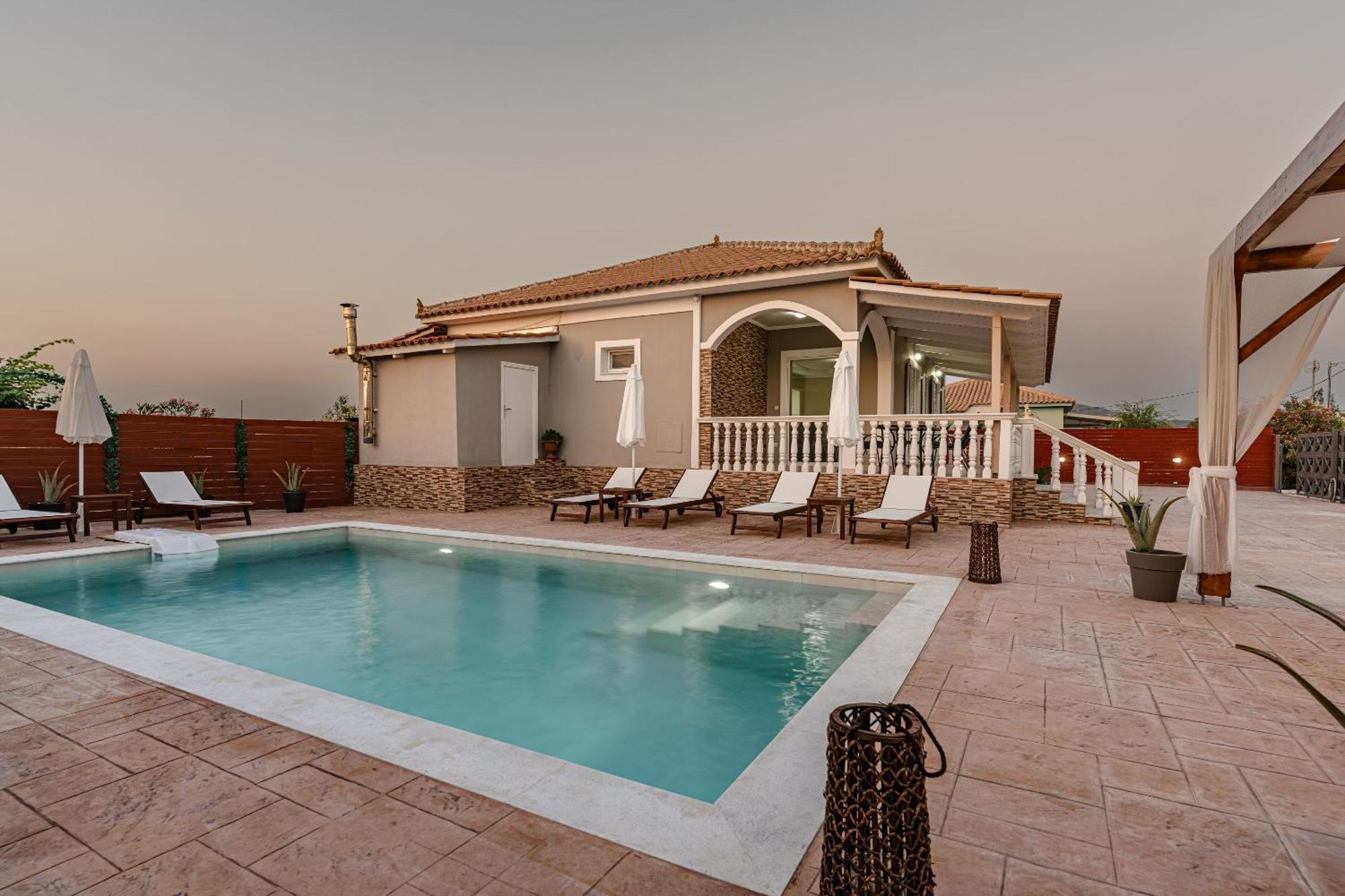 Atlas Villa Laganas